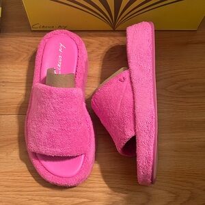 Circus by Sam Edelman Tasha Pink Terry Women’s Sandals